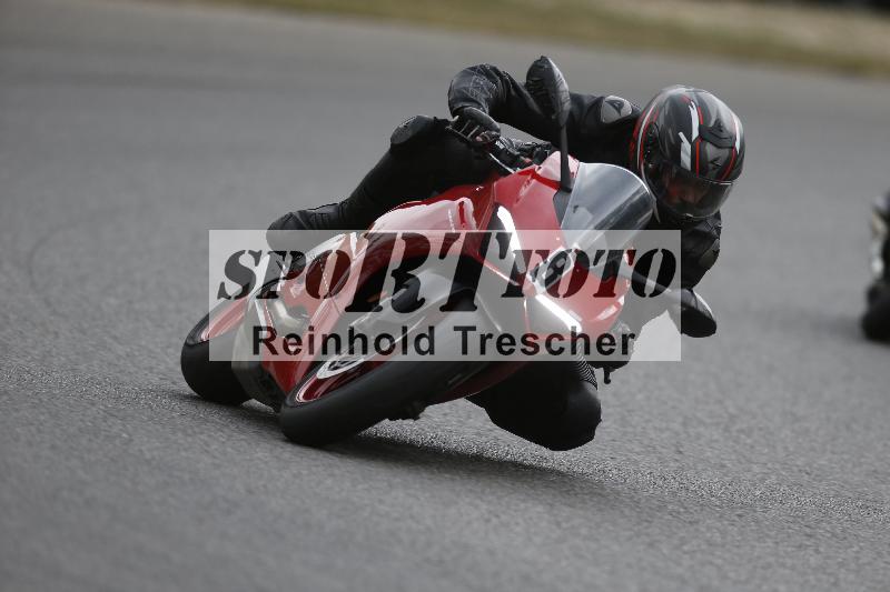 /37 09.08.2026  Pluess Motosport ADR/Einsteiger/8